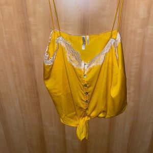 Yellow tie front tank